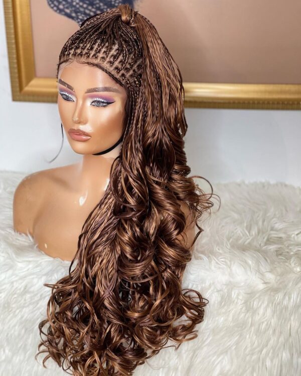 Wig Barbara (frontal)