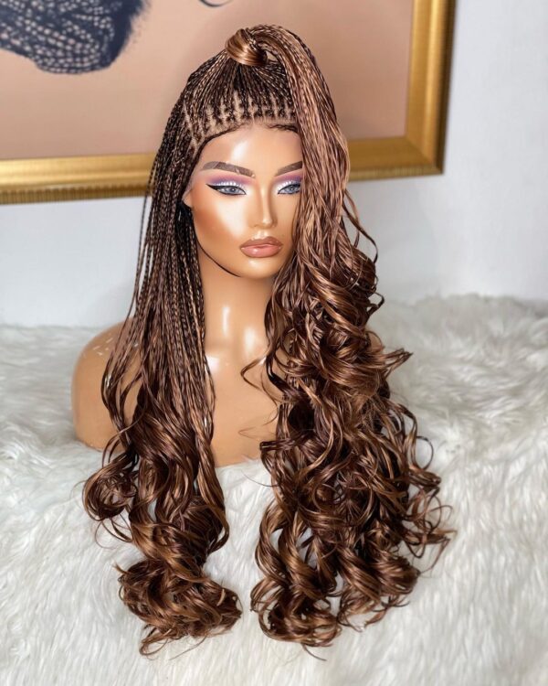 Wig Barbara (frontal)